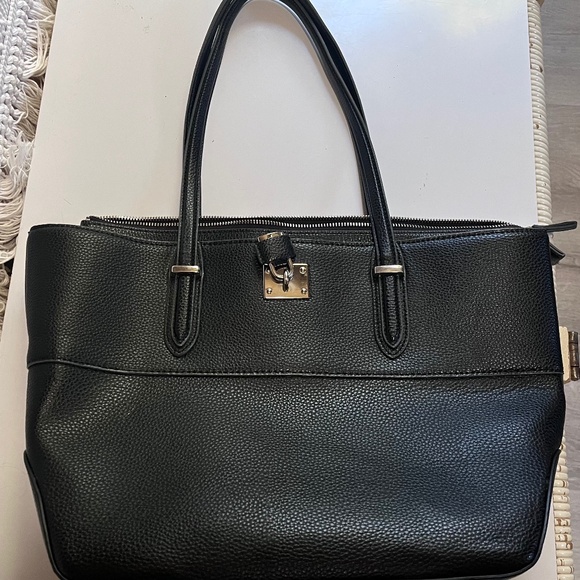 Nine West Black Pebbled Satchel Tote Bag 👜 Silver Hardware Like New NWOT - Picture 1 of 7